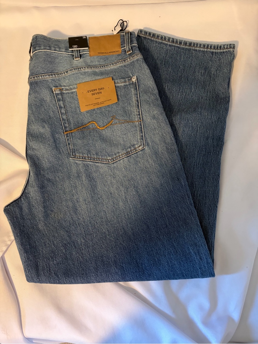 NWT 7 For All Mankind Light Blue Relaxed Jeans